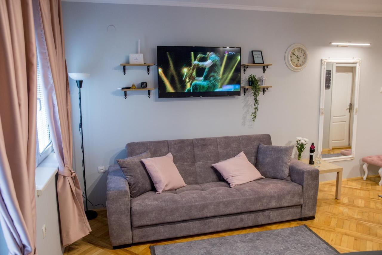 Apartment Studio Milena Суботица Экстерьер фото