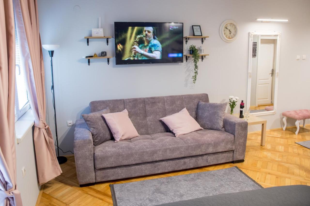 Apartment Studio Milena Суботица Экстерьер фото