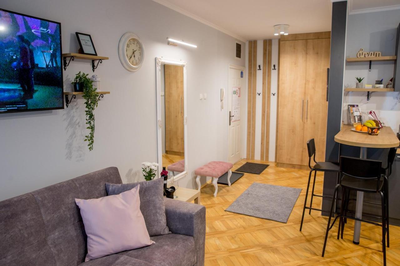 Apartment Studio Milena Суботица Экстерьер фото