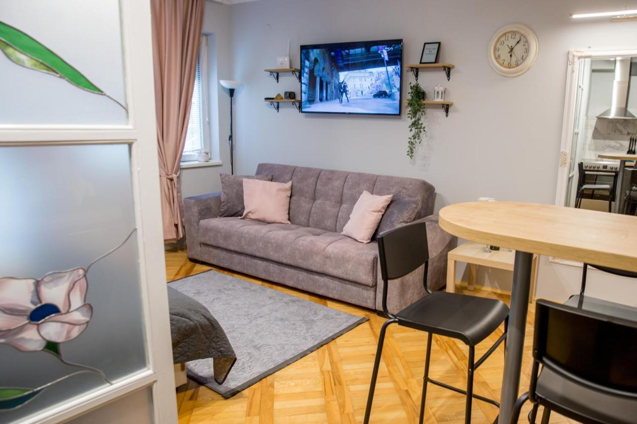 Apartment Studio Milena Суботица Экстерьер фото